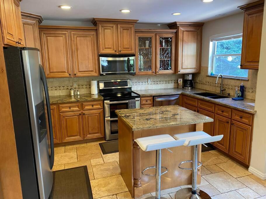 Wasatch Front Home With Pool Close To Everything! Мюррей Екстер'єр фото